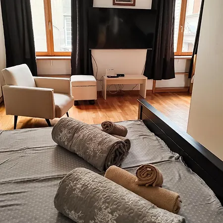 Apartment Republic Square *